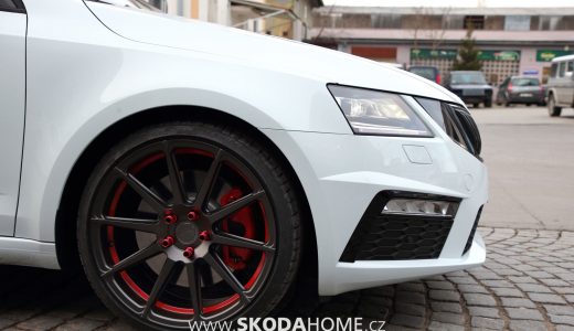TB-Skoda-Octavia-RS-BSR-301-11