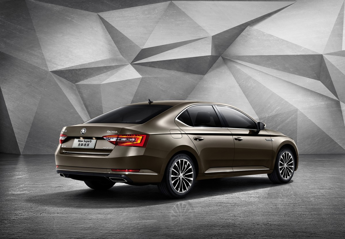 New-SKODA-Superb-Launched-in-China-002