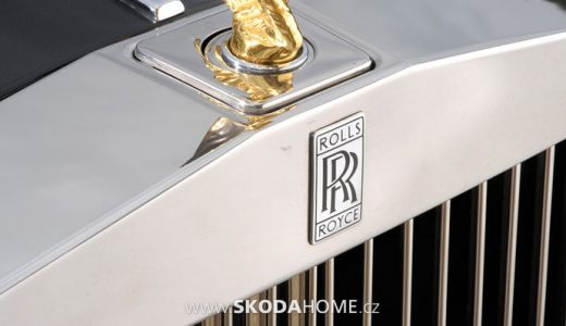 5511670_rollsroyce-luxusni-v0